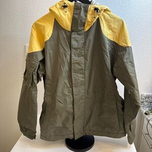 Burton snowboards Yellow and Olive Green Hooded Jacket women medium